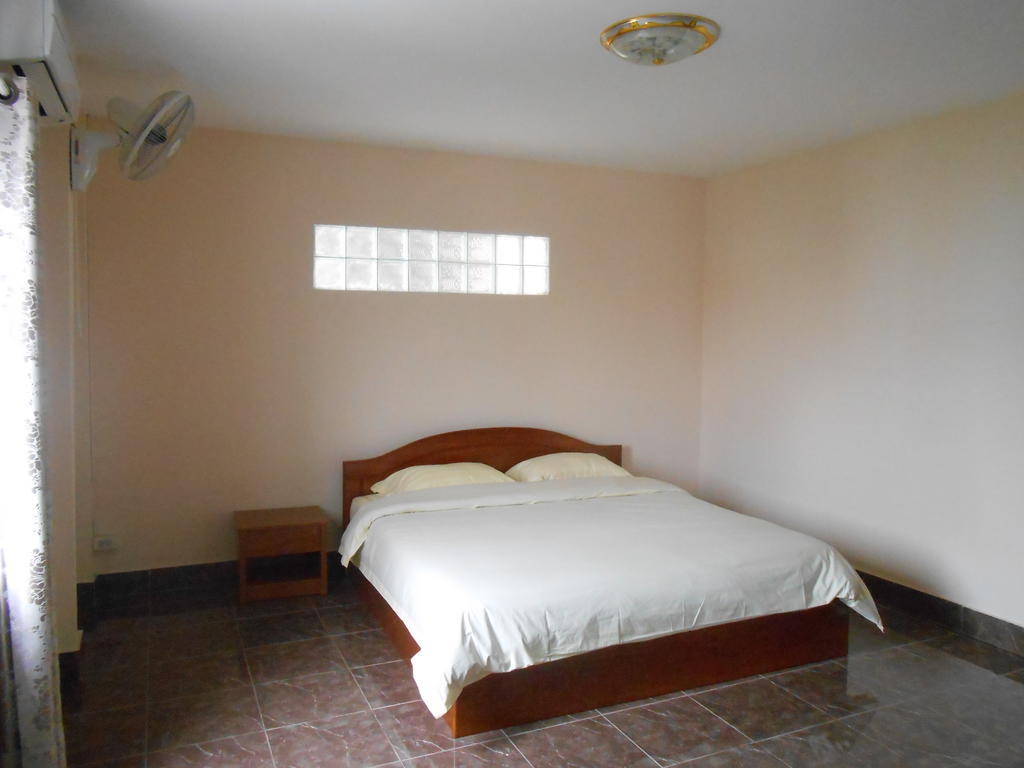 Bayern Guesthouse Ban Nongdouang Habitación foto
